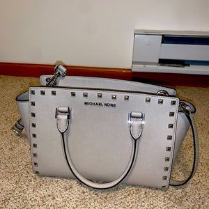 Micheal kors purse